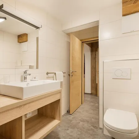 Garni Jagdhof Hotel 3*