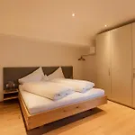 ホテル Garni Jagdhof 3*
